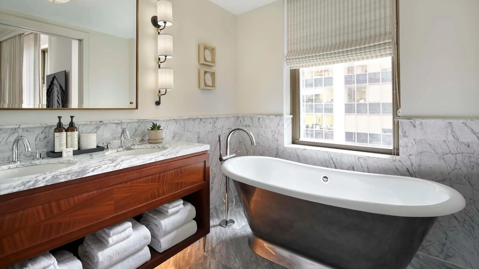 The Wall Street Hotel By Suiteness New York USA